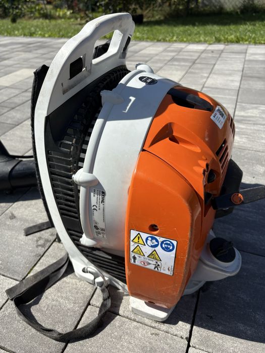 Dmuchawa spalinowa plecakowa Stihl BR 430