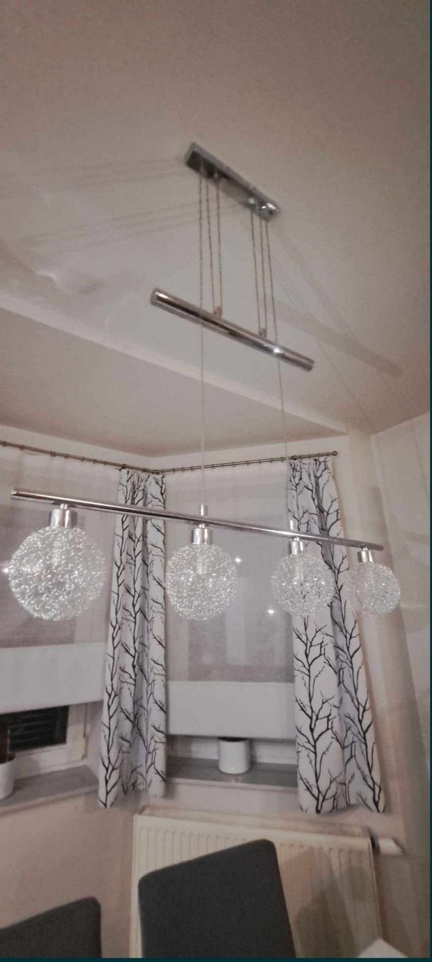 Lampa wisząca do jadalni
