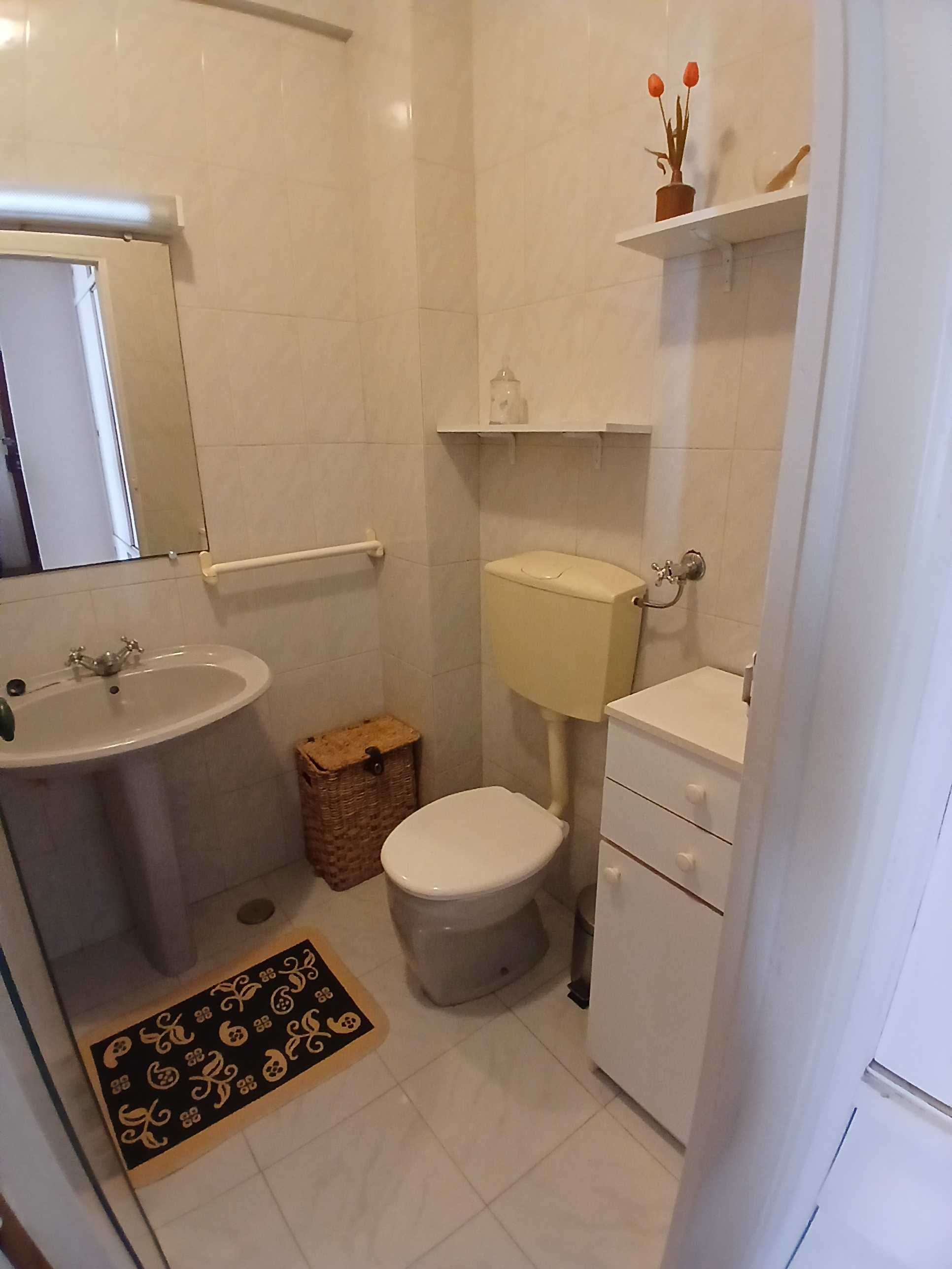 Apartamento T1, Reboleira - Amadora