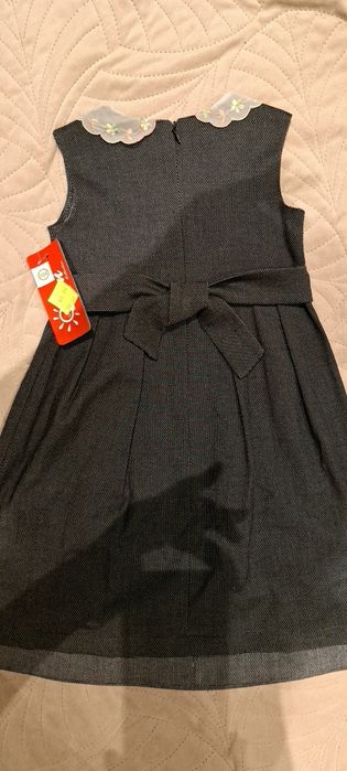 Sukienka czarna r. 104