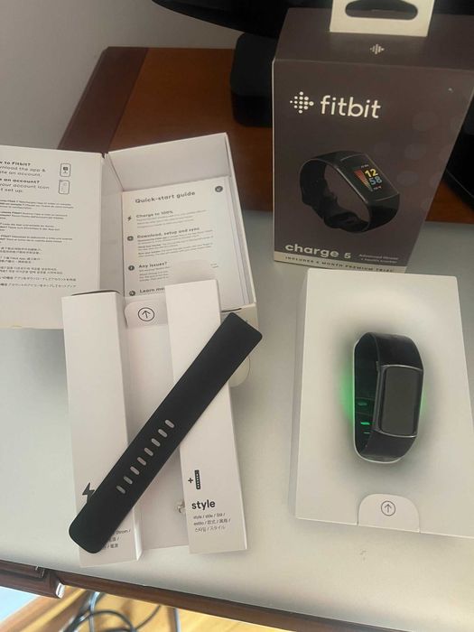 Fitbit Charge 5 – Muito bom estado c/ fatura, caixa e bracelete extra