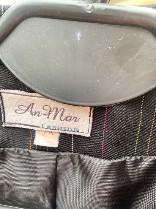 Klasyczny garnitur do pracy lub wyjście