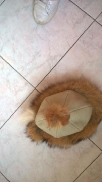 Czapka , turczynka, toczek