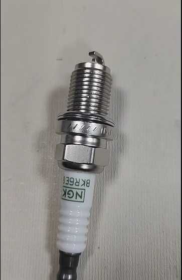 Свічка запалювання NGK   BKR6EGP
