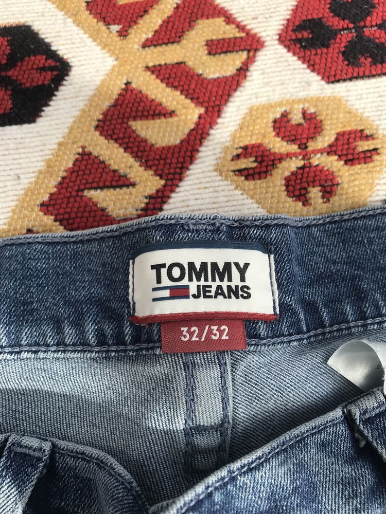 Джинси Tommy Hilfiger