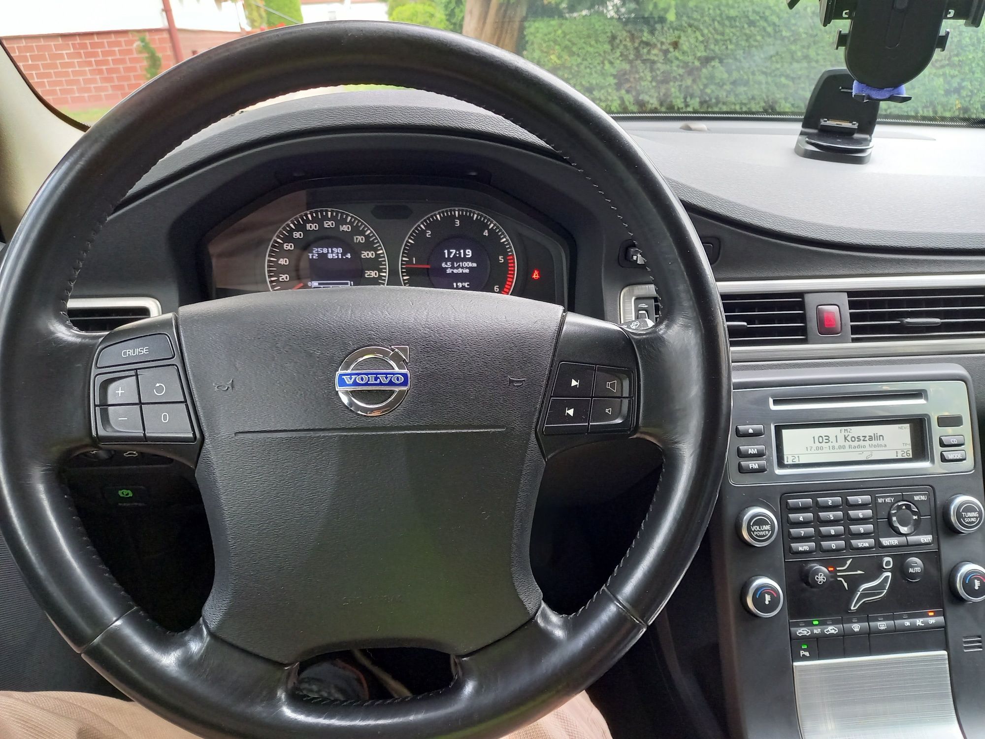 Volvo v 70 2.0 D bardzo zadbane