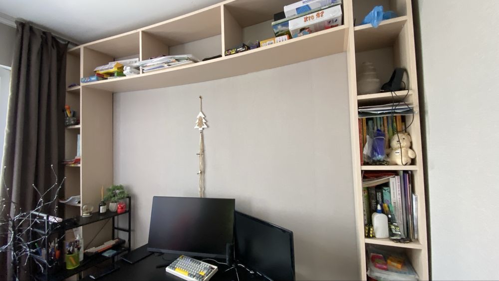 Поличка 255 см шириною