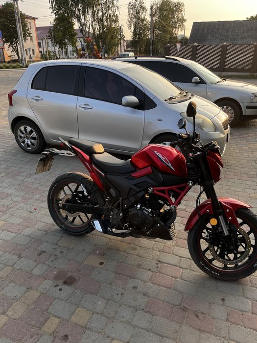 Lifan sr 200.