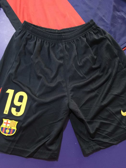 Strój dziecięcy #19 Lamine Yamal FC Barcelona domowa R.28