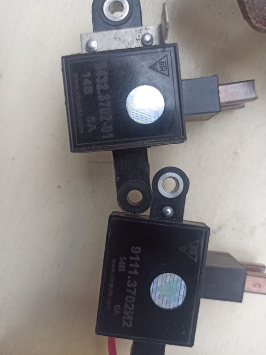 Реле регулятор напруги 9111.3702И2.  9432.3702-01 нове