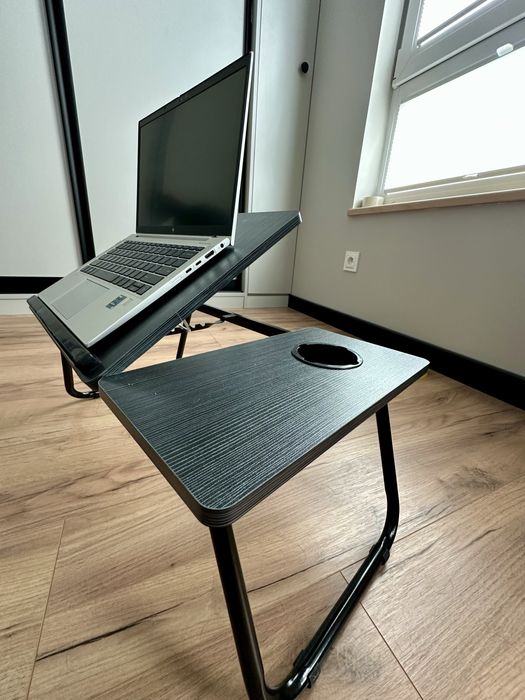 Składany stolik pod laptop, tablet