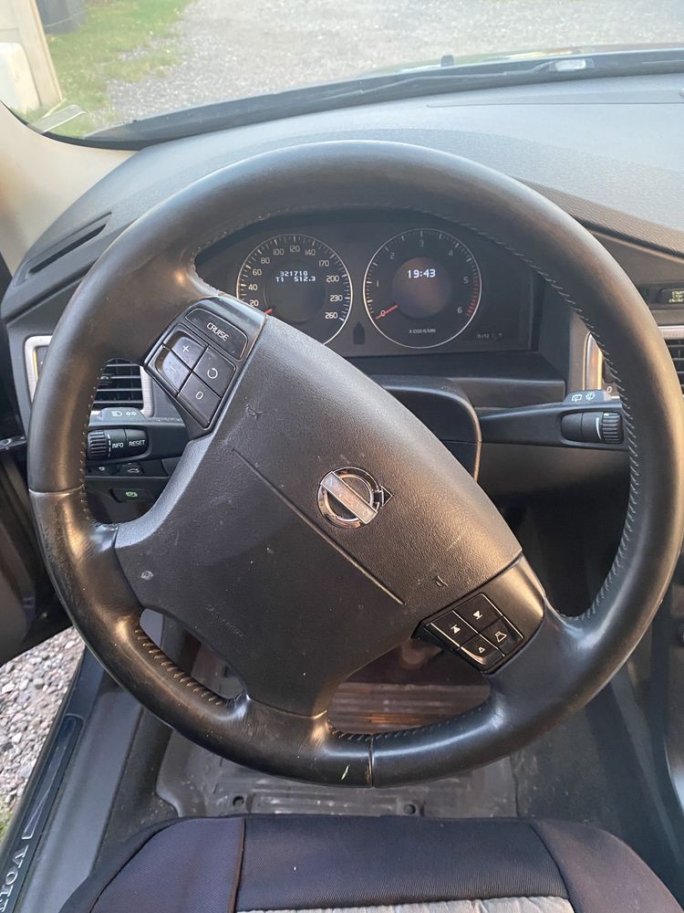 Volvo V70 2.4 D 185 KM 4x4 2008r Automat