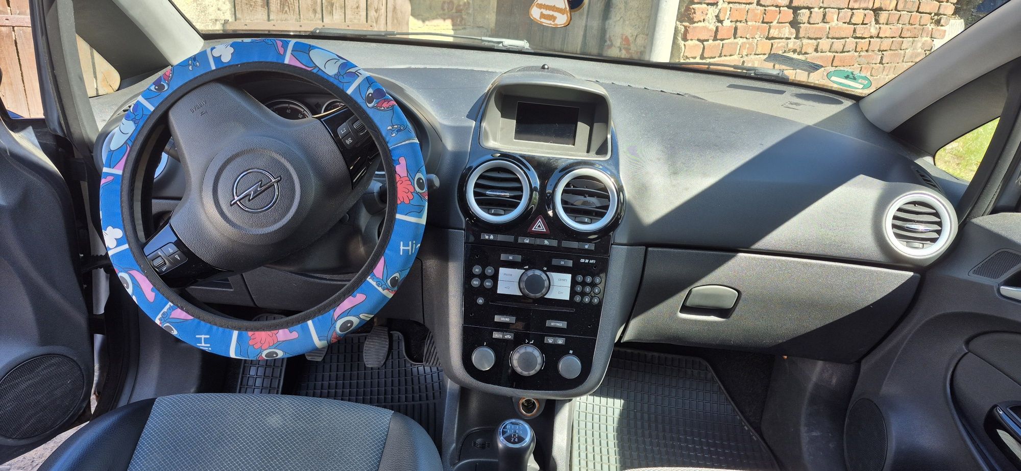 Opel corsa D 1.4