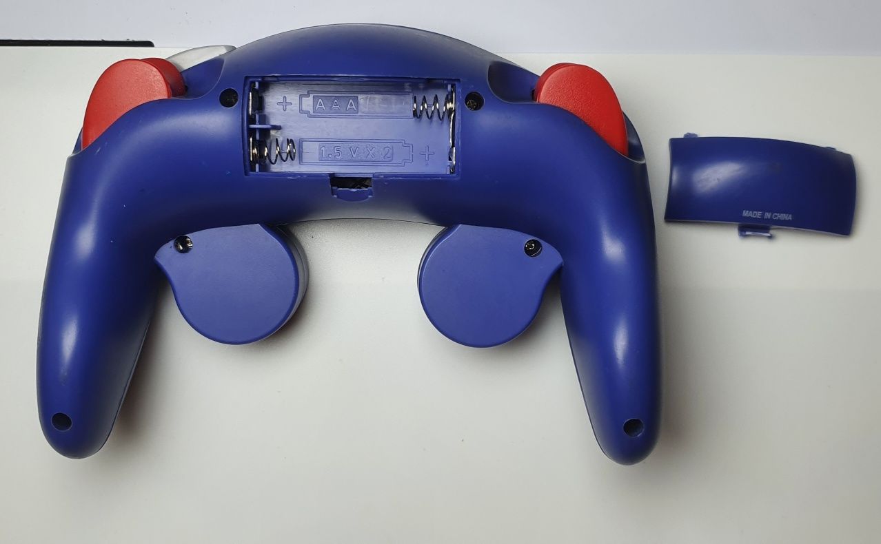 Zestaw RETRO Spyro Dragon Quick Joy Amiga INTERKOBO