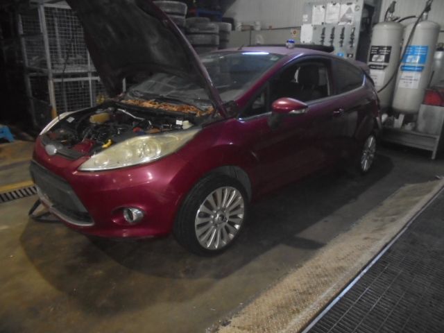 Carro MOT: SNJA SNJB CXVEL :8AGR700CA  TTFLO FORD FIESTA 6 2009 1.25 852CV 3P VERMELHO GASOLINA