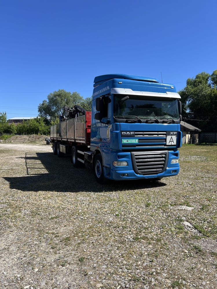 Напівпричіп Floor з краном маніпулятором Hiab 130