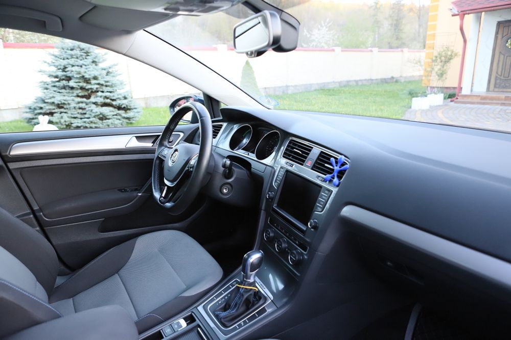 Wolkswagen e-golf 2015