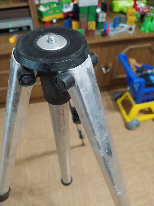 Штатив робочий б/у