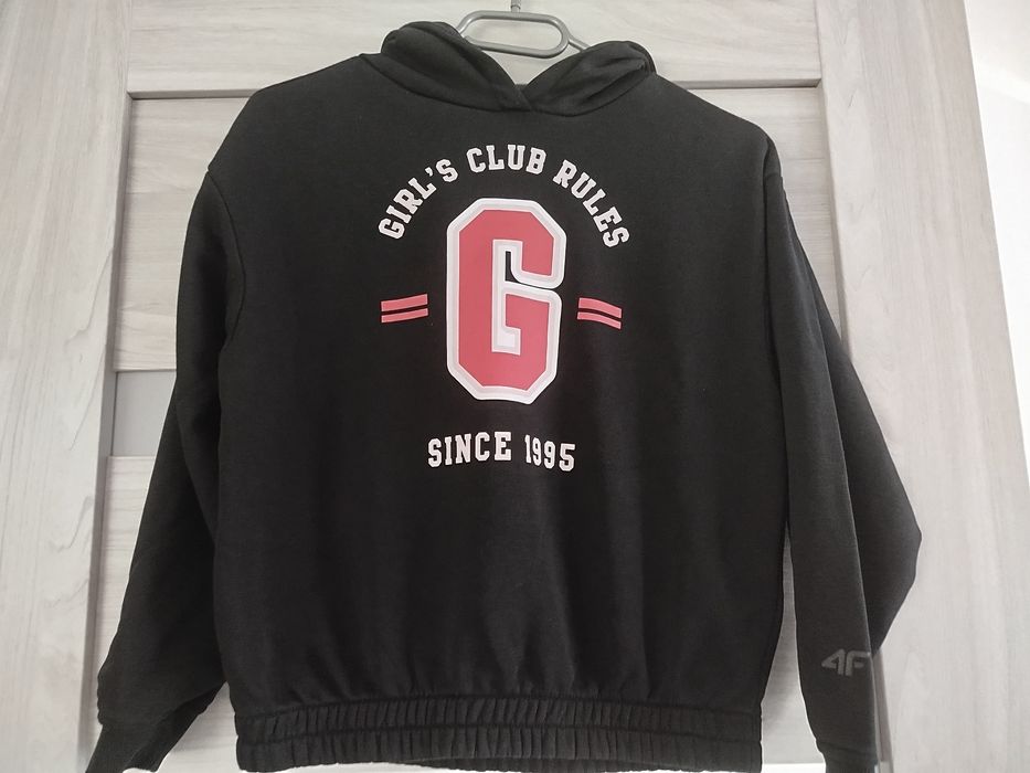 Bluza dla dziewczynki z kapturem