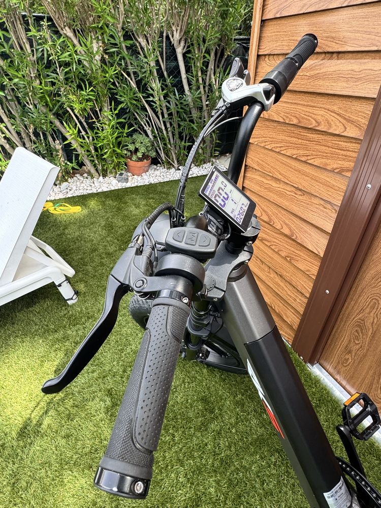 Bicicleta Elétrica 2 lugares Nova