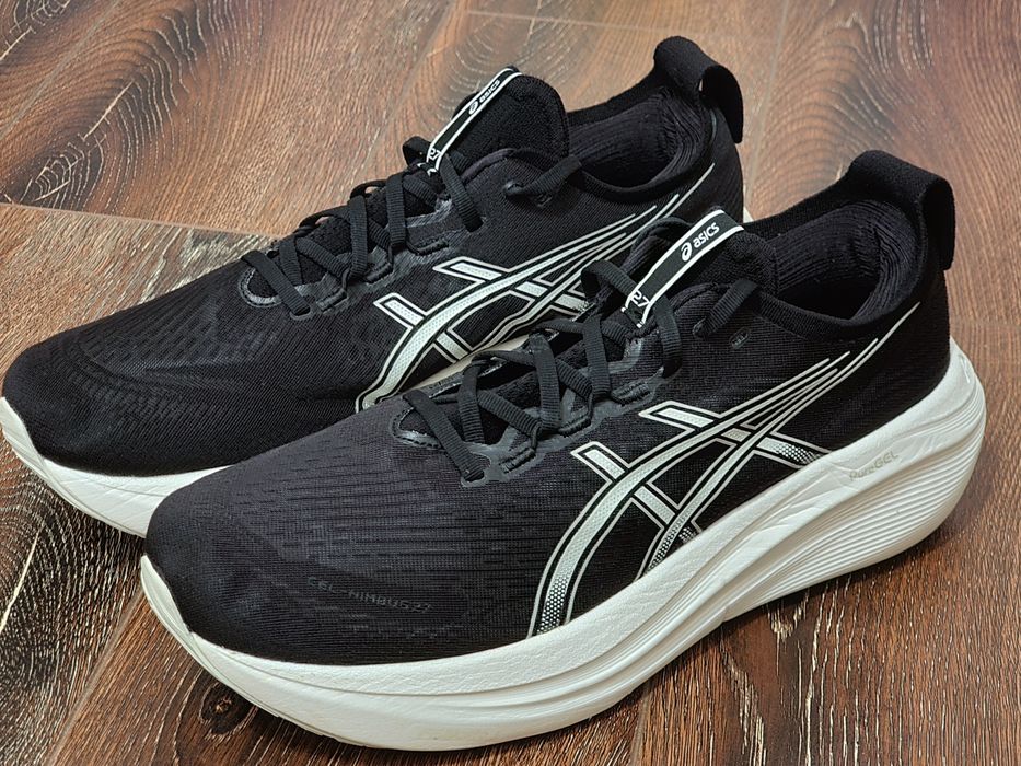 Оригінал 100% чоловічі кросівки asics nimbus 27   eur 49