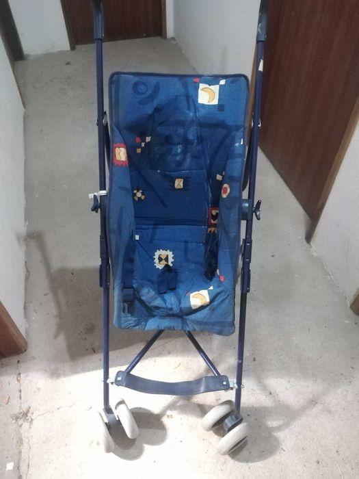 Carrinho transporte de criança