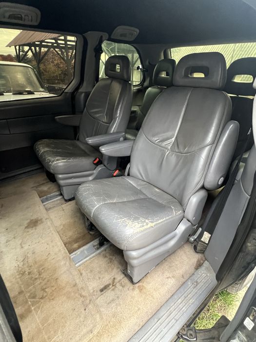 Крайслер войджер 2,5 турбо дизель,на Польських номерах