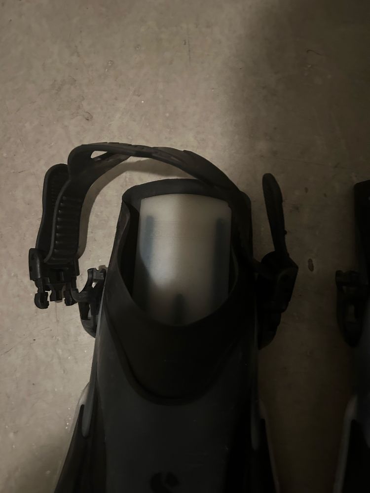 Batbatana e botas mergulho