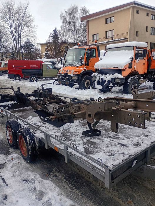 Rama Mercedes Unimog U1650