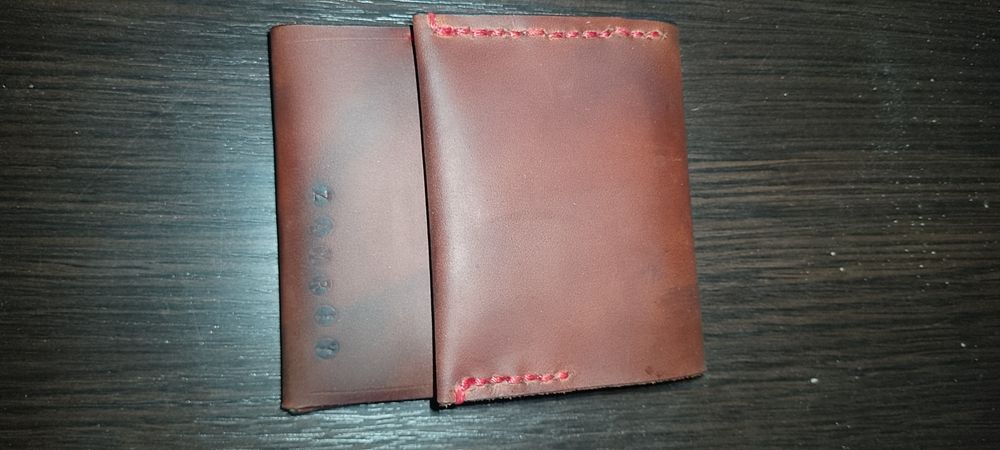 Шкіряні вироби, гаманці