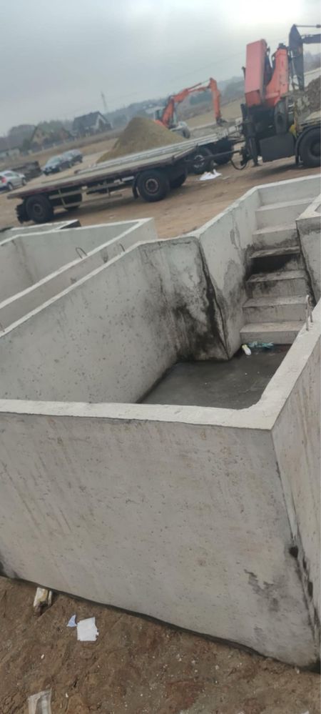 Gotowy zbiornik na basen