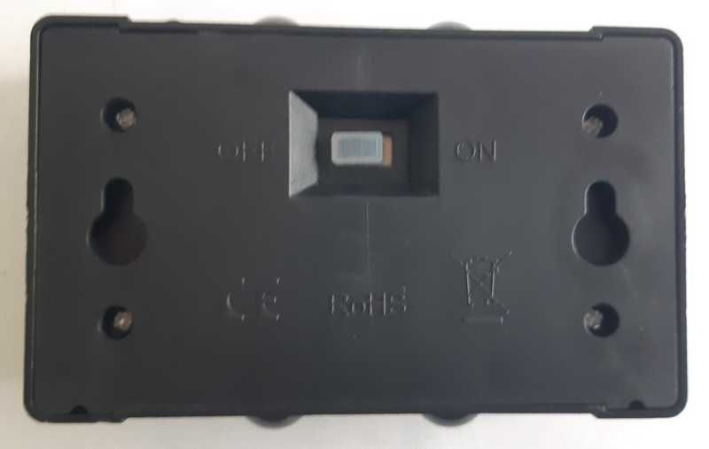 Солнечный садовый светильник для забора