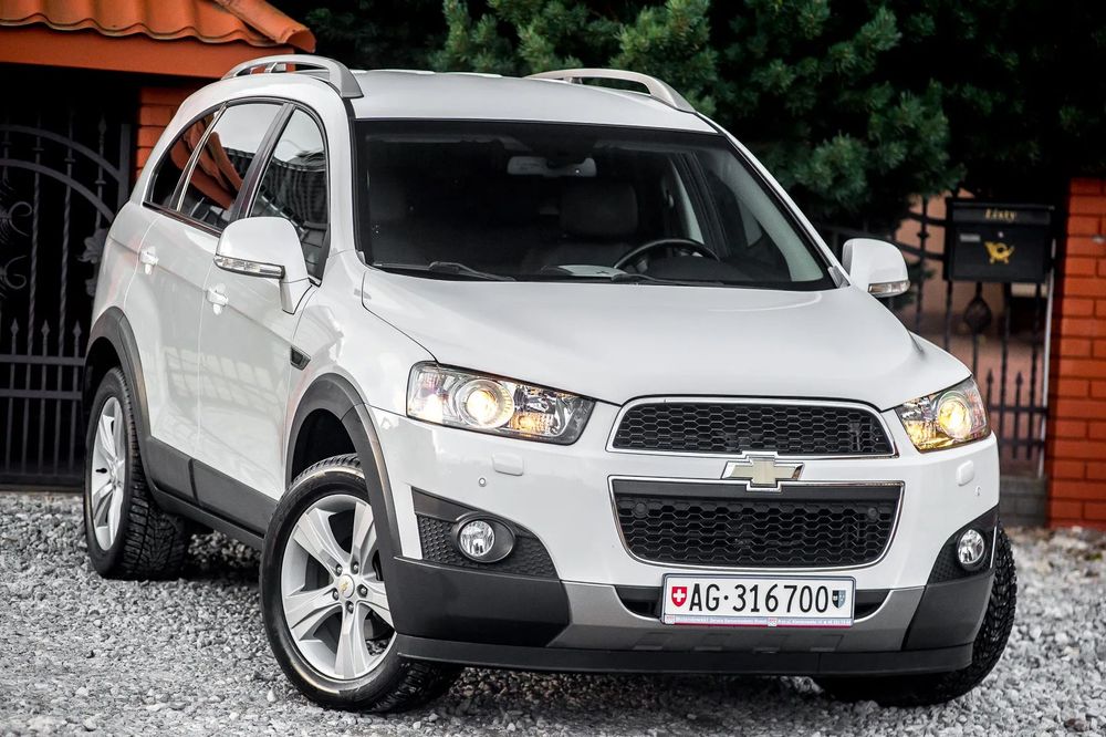 Chevrolet Captiva 2,4 ECOTEC 4X4 Xenon Podgrzewane Fotele Tempomat Klimatyzacja