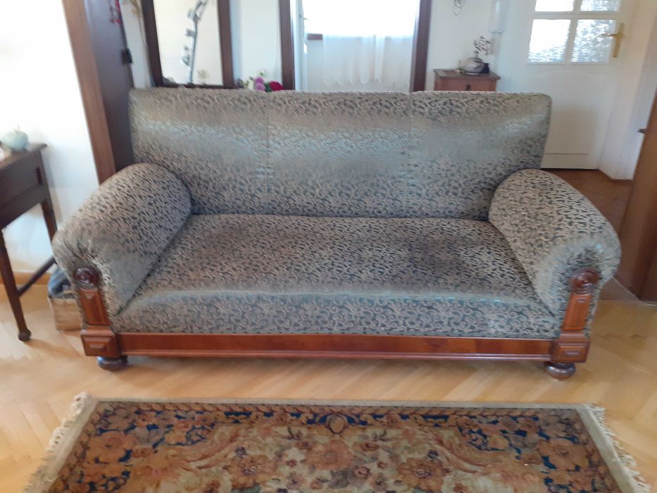 ładna kanapa antyk