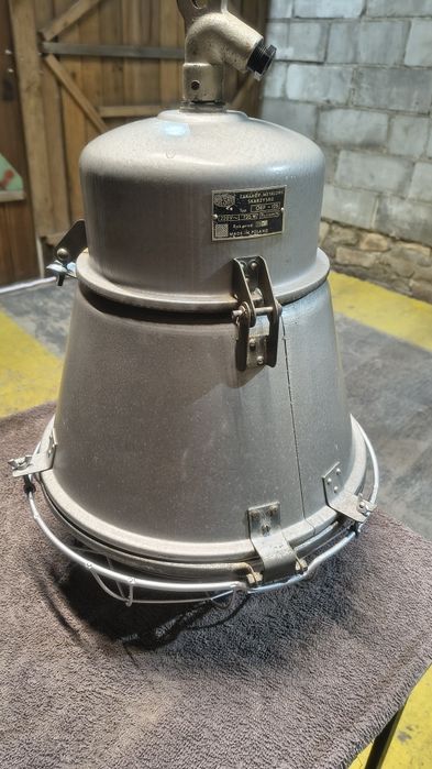 Lampa  przemysłowa loft industrialna fabryczna ORP-125 Mesko 1971R PRL