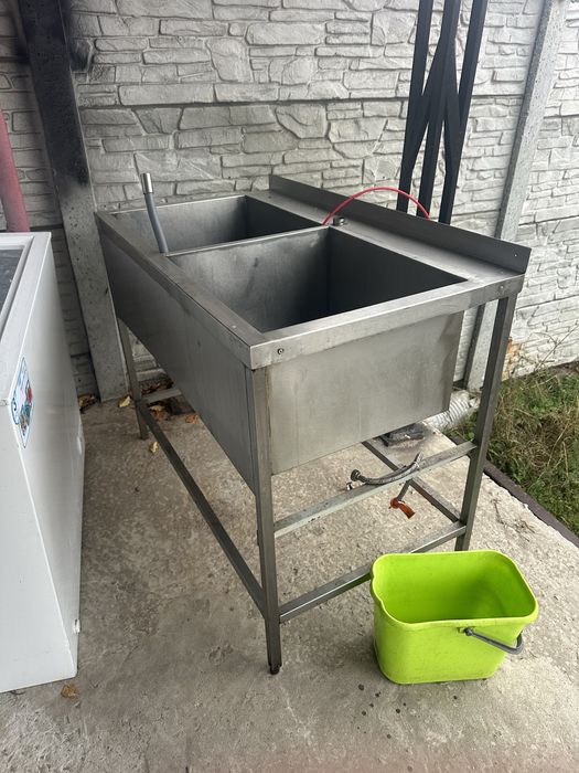 Двухсекцыонная ванна мойка из нержавейки