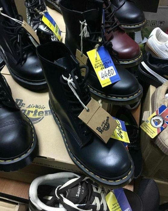 Черевики оригінал 17 моделей Dr. Martens bovver rock original супер ці