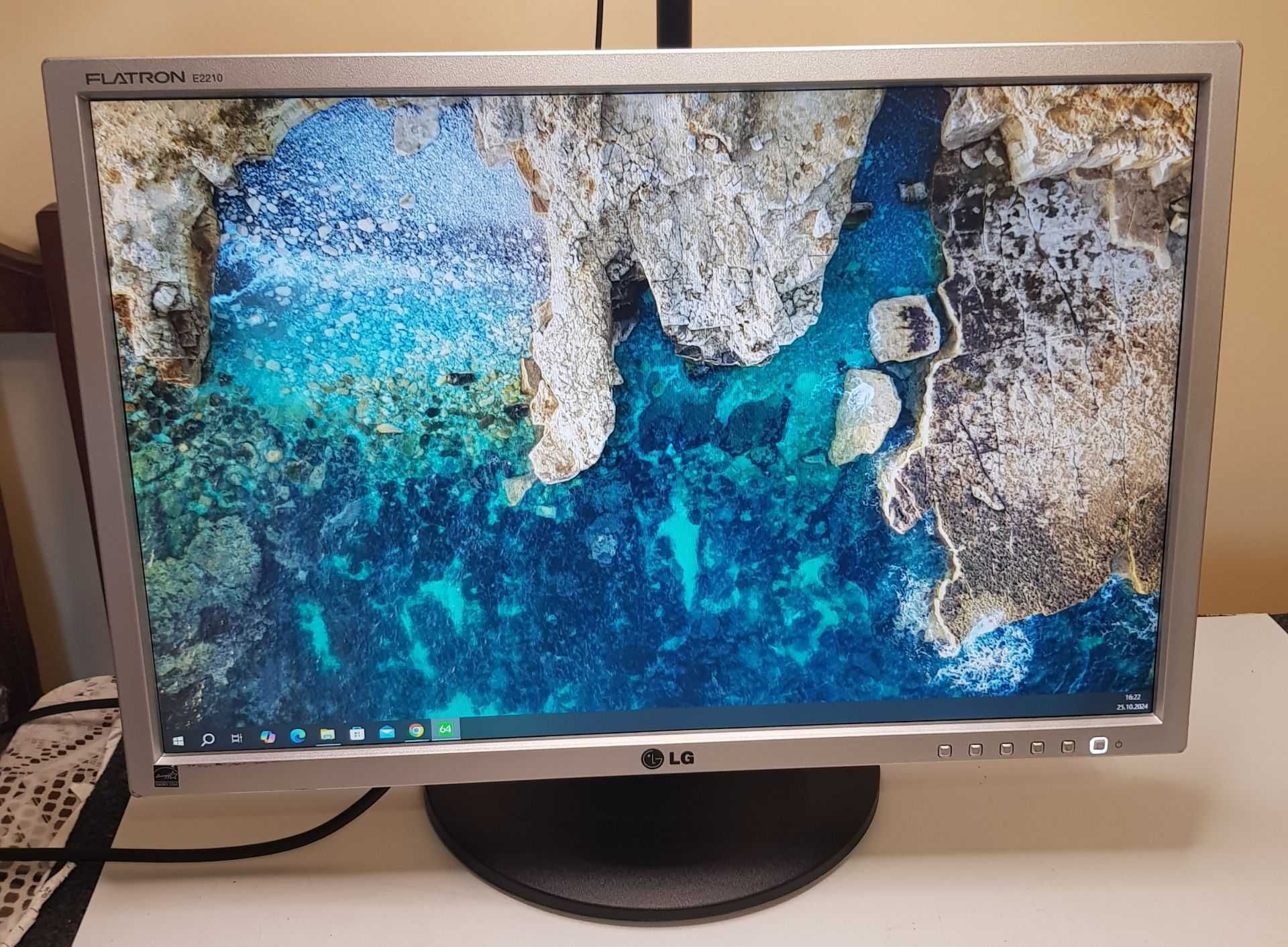 Монітор 22" (1680х 1050) LG Flatron E22 \ DVI \ VGA\ з колонками