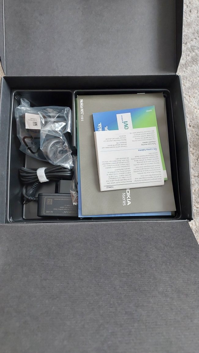 Телефон Nokia N97 mini
