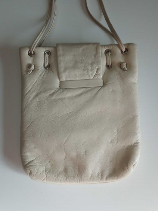 Pequena mala de mão vintage (anos 60-70), em pele