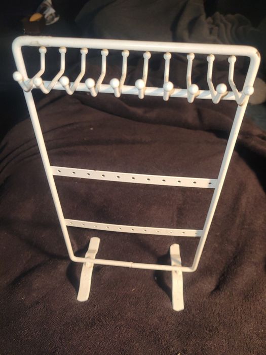 Stojak na biżuterię kolczyki metalowy