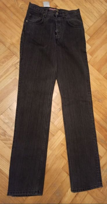 - Spodnie, grafitowy jeans, prosty, klasyczny krój. Cross jeans.