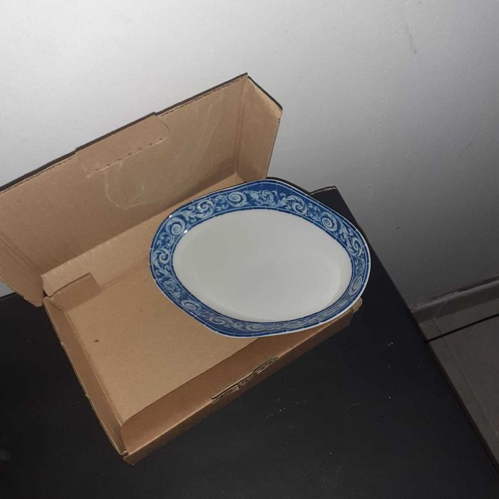 Travessa Oval Azul Vista Alegre 17 x 13