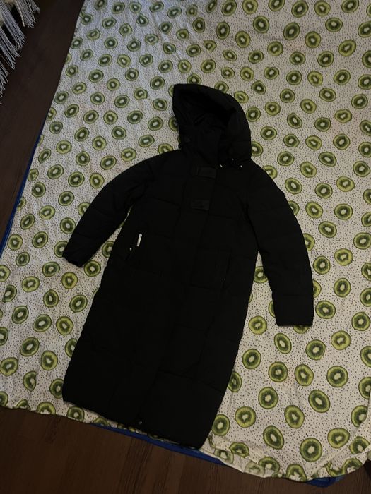 Довга, тепла жіноча зимова куртка, розмір S