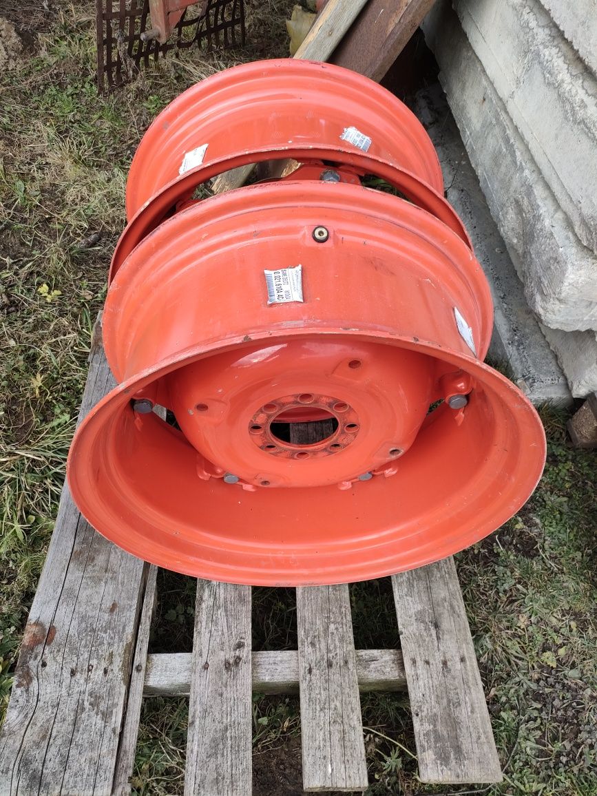 Felgi r24 claas same otwór 11cm Opony 360/70r24 bkt agrimax 420/85r30