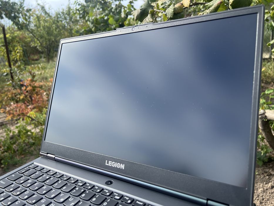 Lenovo legion 5 15 AMD Ryzen 5 4600h/32RAM/GTX1660TI/1TB SSD