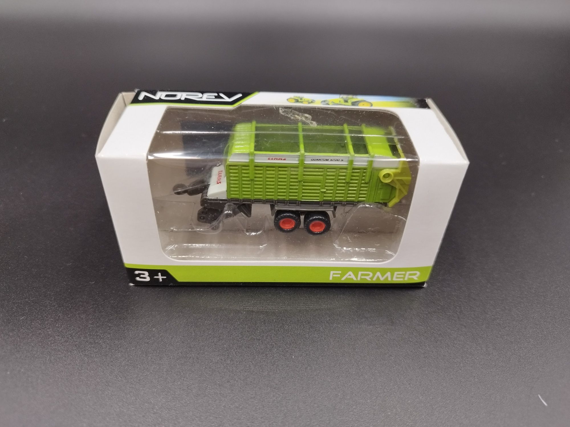 1:58 Norev Mini-jet Claas przyczepa Quantum 5700 model model nowy,