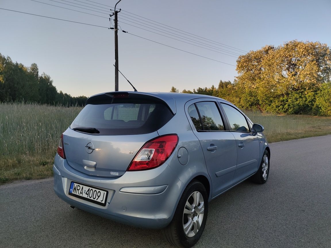 Opel Corsa D Cosmo 1.4b 2007 klima