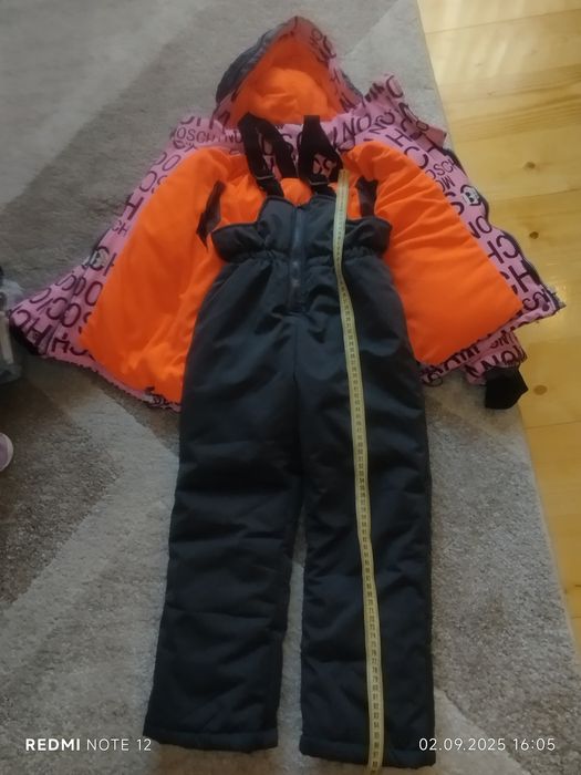 Біле платячко з квіткою