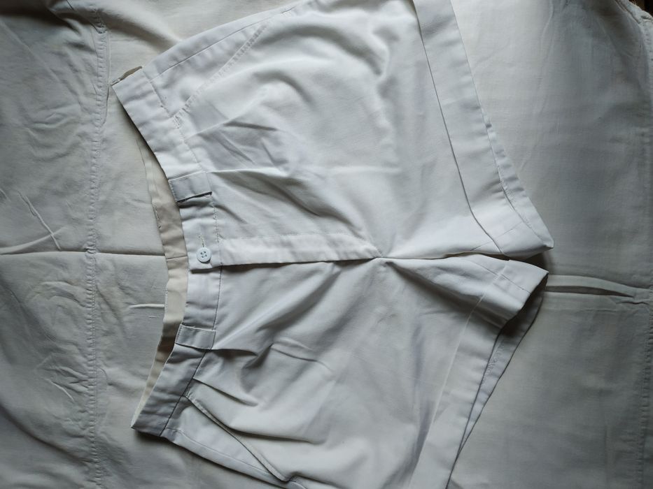 Шорти білі  жіночі